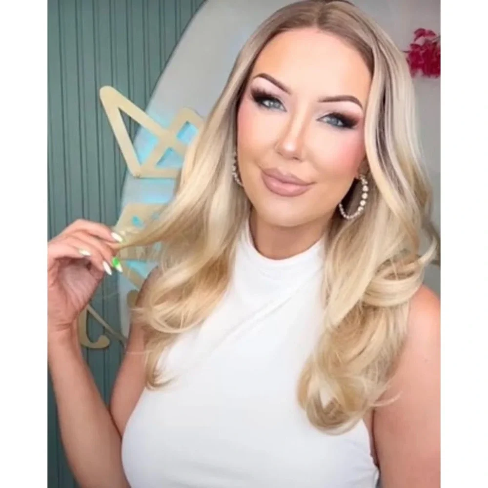 NWT - RETIRED - Adalyn T-Part Blonde Wig – CSC Chelsey Smith Cosmetics